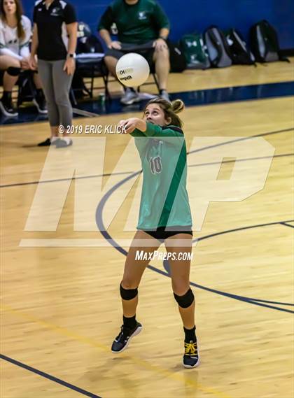 Thumbnail 2 in Tampa Catholic @ Land O' Lakes photogallery.