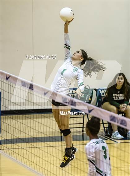 Thumbnail 3 in Tampa Catholic @ Land O' Lakes photogallery.