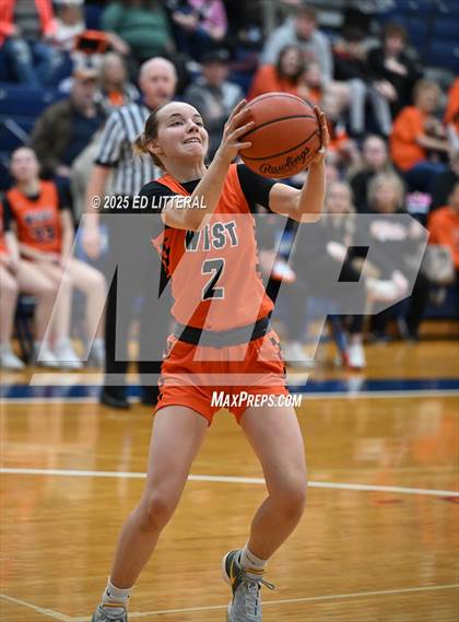 Thumbnail 1 in Federal Hocking vs. Portsmouth West photogallery.