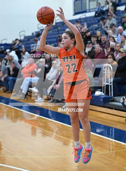 Thumbnail 1 in Federal Hocking vs. Portsmouth West photogallery.