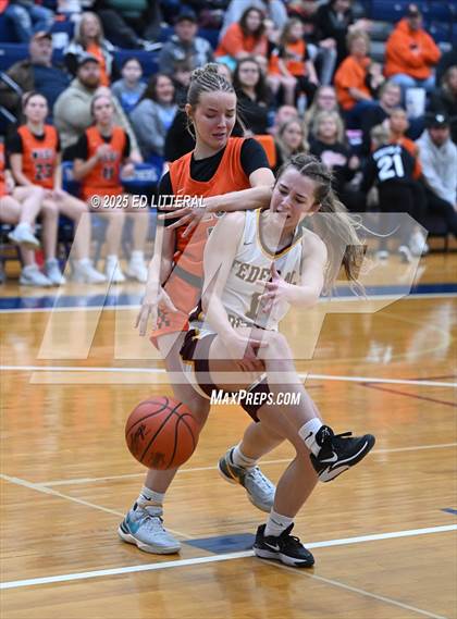 Thumbnail 3 in Federal Hocking vs. Portsmouth West photogallery.