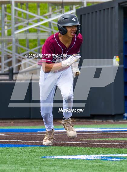 Thumbnail 1 in Windsor vs. Cheyenne Mountain (CHSAA 4A Round 4) photogallery.