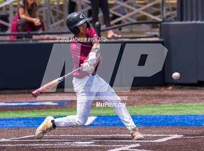 Thumbnail 2 in Windsor vs. Cheyenne Mountain (CHSAA 4A Round 4) photogallery.