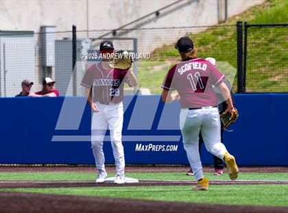 Thumbnail 3 in Windsor vs. Cheyenne Mountain (CHSAA 4A Round 4) photogallery.