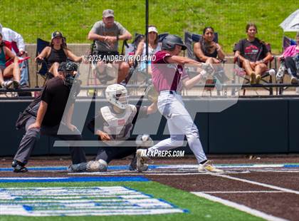 Thumbnail 3 in Windsor vs. Cheyenne Mountain (CHSAA 4A Round 4) photogallery.