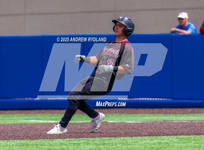 Thumbnail 3 in Windsor vs. Cheyenne Mountain (CHSAA 4A Round 4) photogallery.