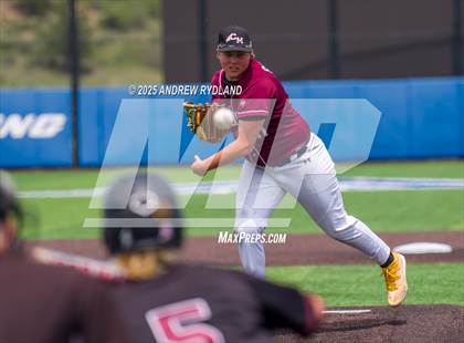 Thumbnail 3 in Windsor vs. Cheyenne Mountain (CHSAA 4A Round 4) photogallery.