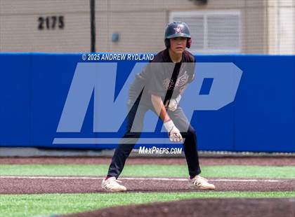 Thumbnail 2 in Windsor vs. Cheyenne Mountain (CHSAA 4A Round 4) photogallery.