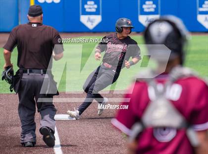 Thumbnail 1 in Windsor vs. Cheyenne Mountain (CHSAA 4A Round 4) photogallery.