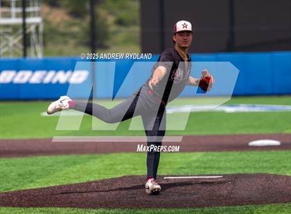Thumbnail 2 in Windsor vs. Cheyenne Mountain (CHSAA 4A Round 4) photogallery.