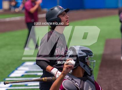 Thumbnail 3 in Windsor vs. Cheyenne Mountain (CHSAA 4A Round 4) photogallery.