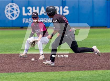 Thumbnail 3 in Windsor vs. Cheyenne Mountain (CHSAA 4A Round 4) photogallery.