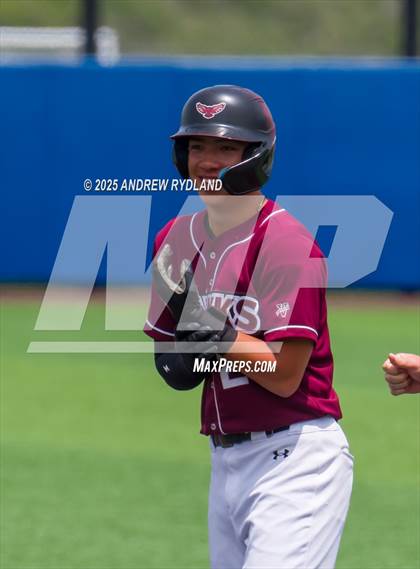 Thumbnail 1 in Windsor vs. Cheyenne Mountain (CHSAA 4A Round 4) photogallery.