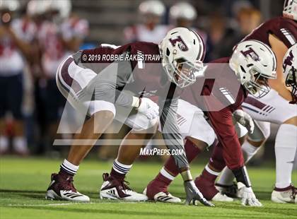 Thumbnail 1 in Palestine vs. Life Waxahachie (UIL 4A Division 1 Region 3 Bi-District) photogallery.