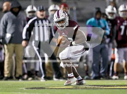 Thumbnail 2 in Palestine vs. Life Waxahachie (UIL 4A Division 1 Region 3 Bi-District) photogallery.