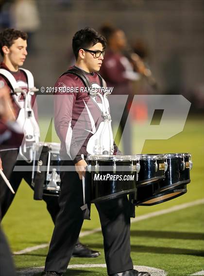 Thumbnail 1 in Palestine vs. Life Waxahachie (UIL 4A Division 1 Region 3 Bi-District) photogallery.