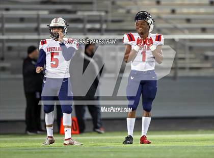 Thumbnail 3 in Palestine vs. Life Waxahachie (UIL 4A Division 1 Region 3 Bi-District) photogallery.