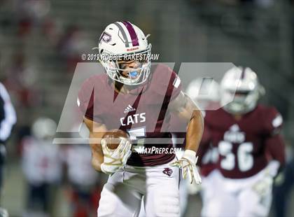 Thumbnail 1 in Palestine vs. Life Waxahachie (UIL 4A Division 1 Region 3 Bi-District) photogallery.
