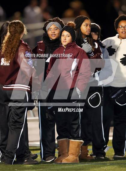 Thumbnail 2 in Palestine vs. Life Waxahachie (UIL 4A Division 1 Region 3 Bi-District) photogallery.