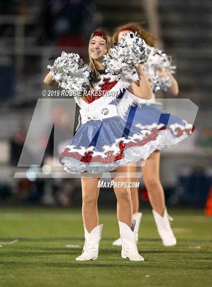 Thumbnail 2 in Palestine vs. Life Waxahachie (UIL 4A Division 1 Region 3 Bi-District) photogallery.