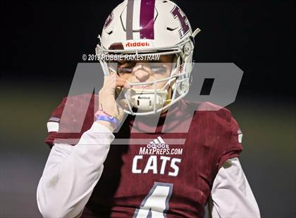 Thumbnail 1 in Palestine vs. Life Waxahachie (UIL 4A Division 1 Region 3 Bi-District) photogallery.