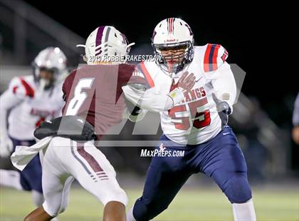 Thumbnail 2 in Palestine vs. Life Waxahachie (UIL 4A Division 1 Region 3 Bi-District) photogallery.
