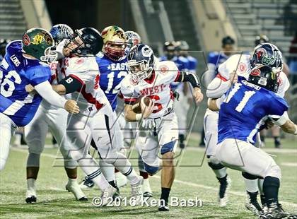 Thumbnail 2 in Ventura County East vs. West All-Star Game photogallery.