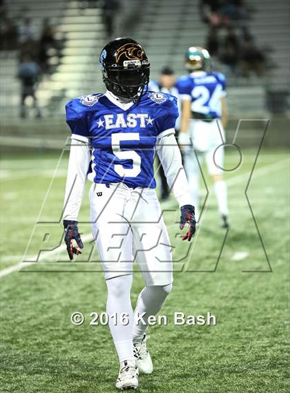 Thumbnail 3 in Ventura County East vs. West All-Star Game photogallery.