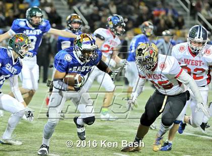 Thumbnail 2 in Ventura County East vs. West All-Star Game photogallery.