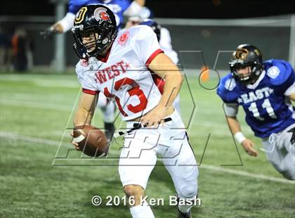 Thumbnail 2 in Ventura County East vs. West All-Star Game photogallery.