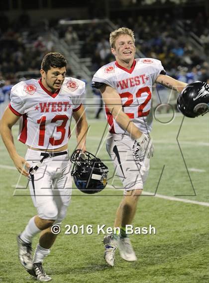 Thumbnail 3 in Ventura County East vs. West All-Star Game photogallery.