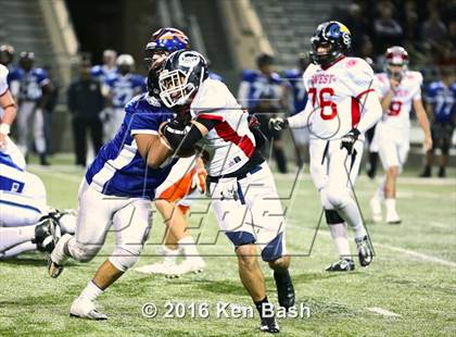 Thumbnail 3 in Ventura County East vs. West All-Star Game photogallery.
