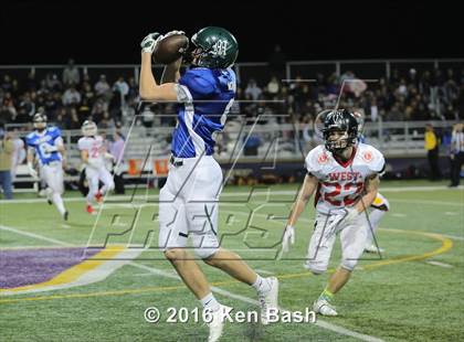 Thumbnail 1 in Ventura County East vs. West All-Star Game photogallery.