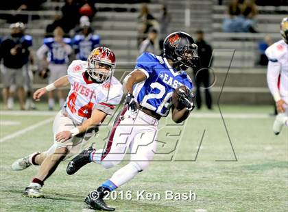 Thumbnail 1 in Ventura County East vs. West All-Star Game photogallery.