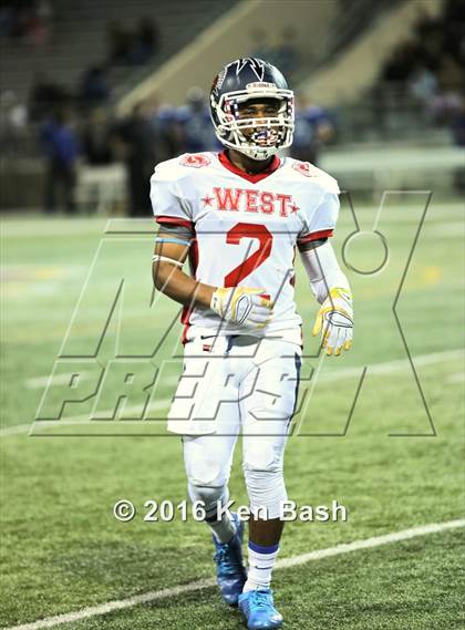 Thumbnail 3 in Ventura County East vs. West All-Star Game photogallery.
