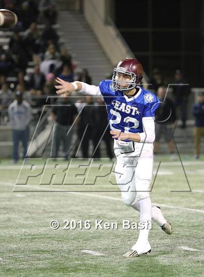 Thumbnail 2 in Ventura County East vs. West All-Star Game photogallery.