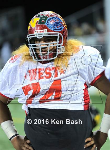 Thumbnail 3 in Ventura County East vs. West All-Star Game photogallery.