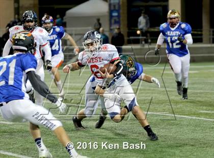 Thumbnail 2 in Ventura County East vs. West All-Star Game photogallery.