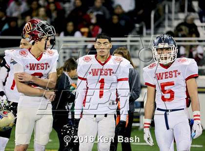 Thumbnail 2 in Ventura County East vs. West All-Star Game photogallery.