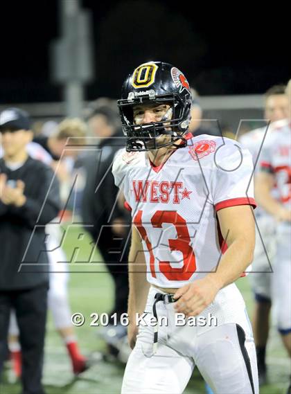 Thumbnail 2 in Ventura County East vs. West All-Star Game photogallery.