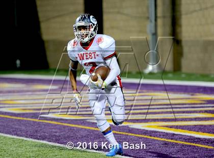 Thumbnail 1 in Ventura County East vs. West All-Star Game photogallery.
