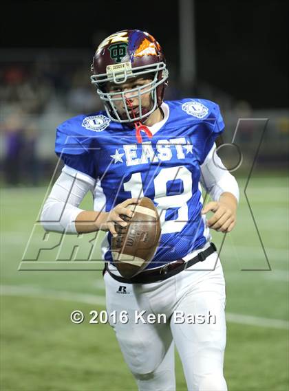 Thumbnail 2 in Ventura County East vs. West All-Star Game photogallery.
