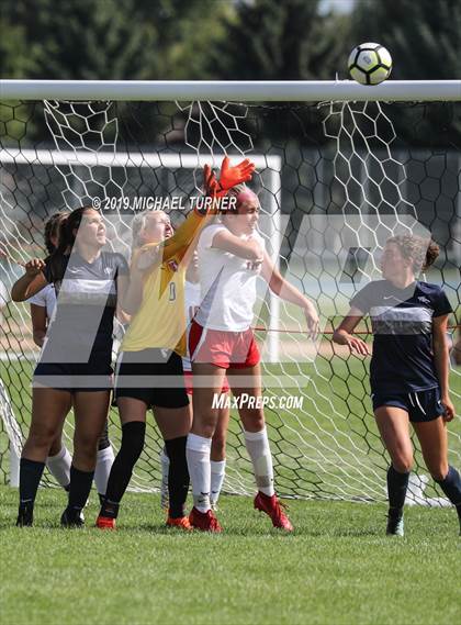 Thumbnail 1 in Sandpoint vs Lake City (Lake City Jamboree) photogallery.