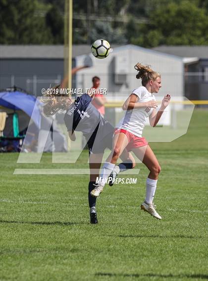 Thumbnail 1 in Sandpoint vs Lake City (Lake City Jamboree) photogallery.