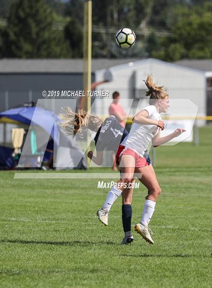 Thumbnail 2 in Sandpoint vs Lake City (Lake City Jamboree) photogallery.