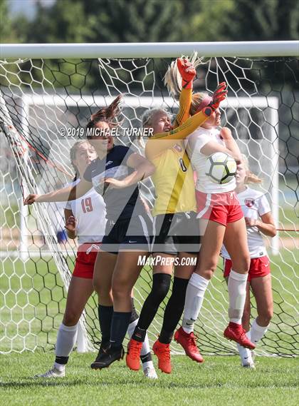 Thumbnail 1 in Sandpoint vs Lake City (Lake City Jamboree) photogallery.