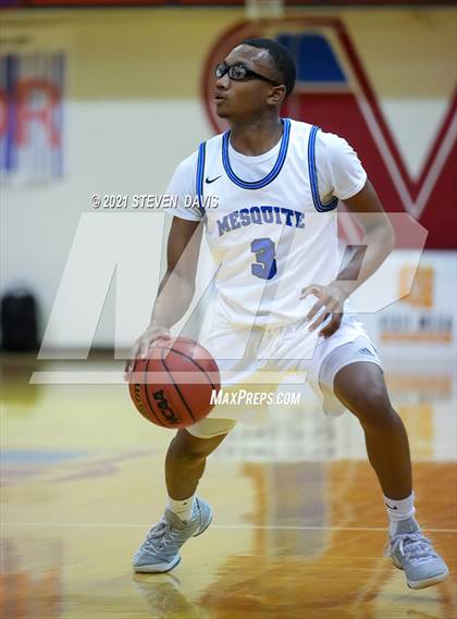 Thumbnail 2 in Mesquite vs. Mountain View photogallery.