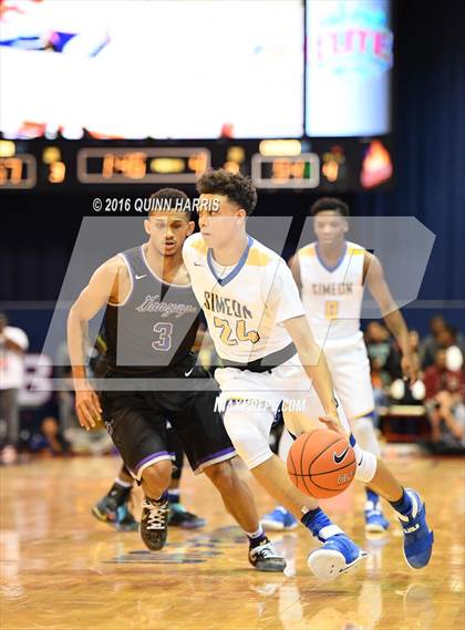 Thumbnail 1 in Simeon vs. Gonzaga (Chicago Elite Classic) photogallery.