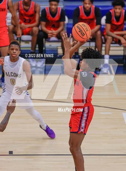 Thumbnail 2 in Dacula vs. Grovetown (Battle in The Peach) photogallery.