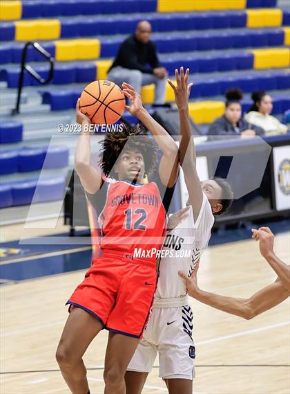 Thumbnail 1 in Dacula vs. Grovetown (Battle in The Peach) photogallery.